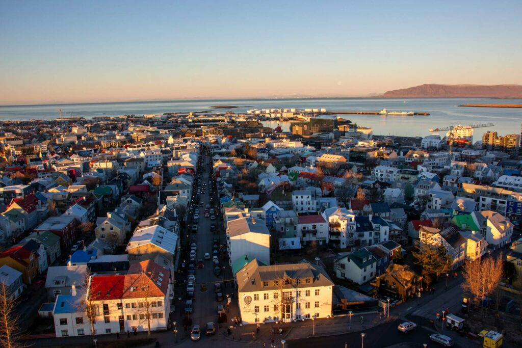 T: Reykjavik city and modern lifestyle in Iceland